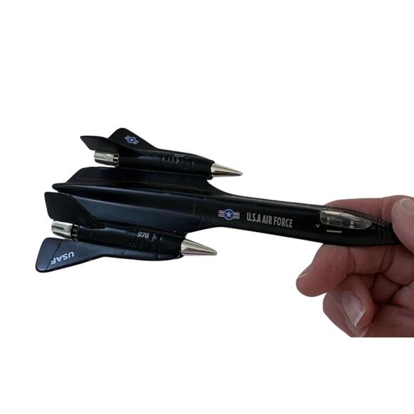 Set of 3 Planes Die-cast Metal U.S. Air Force F-16 Airplanes (2) + Blackbird - Picture 12 of 16